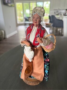 Vintage Santon figure